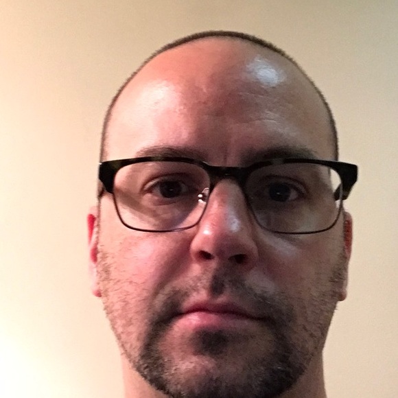 Profile Picture of Joshua Scherr (@joshuascherr) on Poshmark