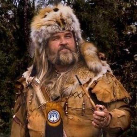 Profile Picture of David Pickle (@dlpickle) on Poshmark