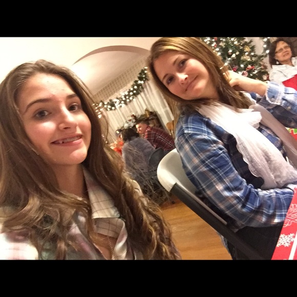 Profile Picture of Nicole Mcconchie (@4mcconchies) on Poshmark