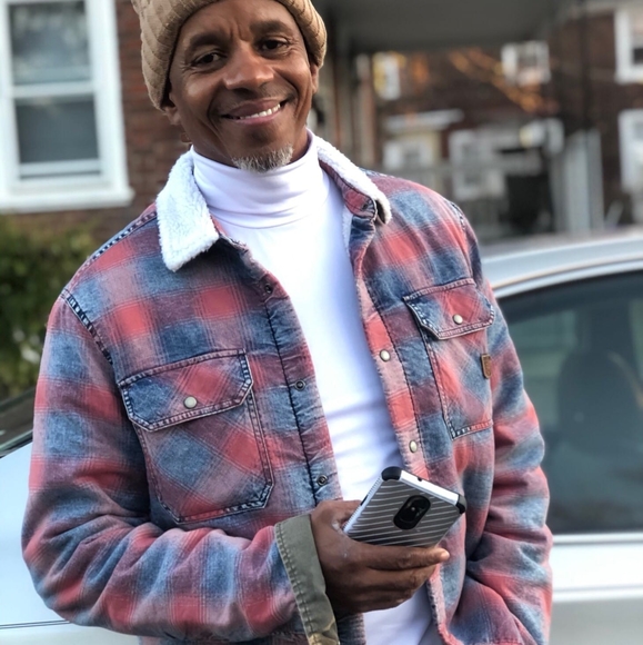 Profile Picture of Calvin Ginlack (@cginlack58) on Poshmark