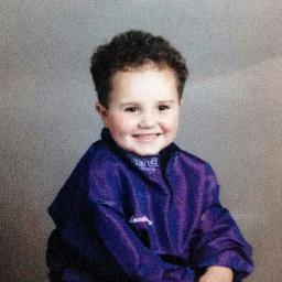 Profile Picture of Dan Cosme (@cosmicbrowniess) on Twitter