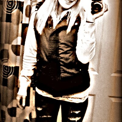 Profile Picture of Brianne Nadeau (@briannen44) on Twitter