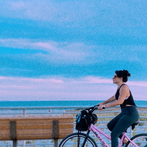 Profile Picture of Alyssa Vecchione (@alyssavecchione) on Poshmark