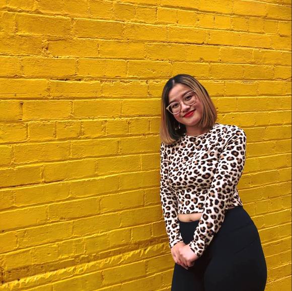 Profile Picture of Jeannette Thomas (@jmirithe) on Poshmark