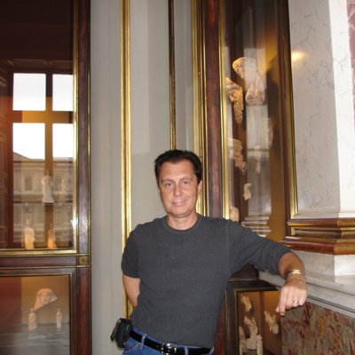 Profile Picture of Robert Stricklin (@robwriter444) on Twitter