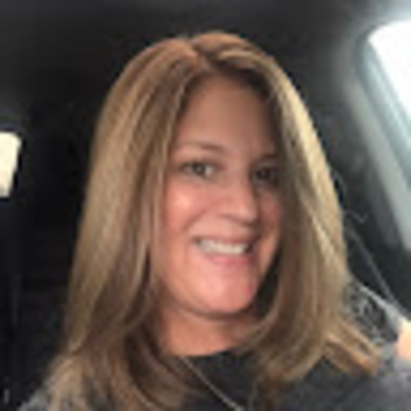 Profile Picture of Katherine Tamburo (@tamburok) on Poshmark