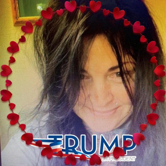 Vera Schelhorn - Poshmark Profile Picture of Vera Schelhorn (@schelhorn) on Poshmark