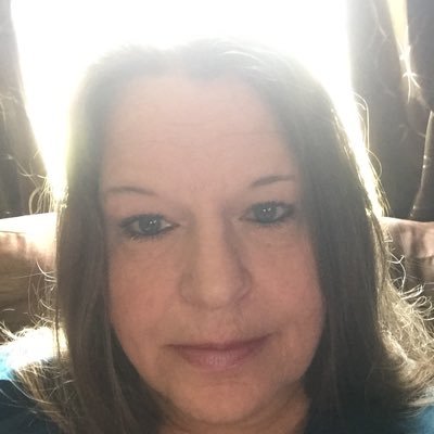 Profile Picture of Sharon Manning (@POOKIEWOO) on Twitter
