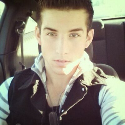 Profile Picture of Carlos Silver (@its_carl0s) on Twitter