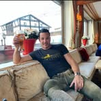 Profile Picture of Charles Leon (@Charles-Leon) on Facebook