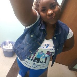 Profile Picture of Monique Moses (@Moony528pie) on Twitter