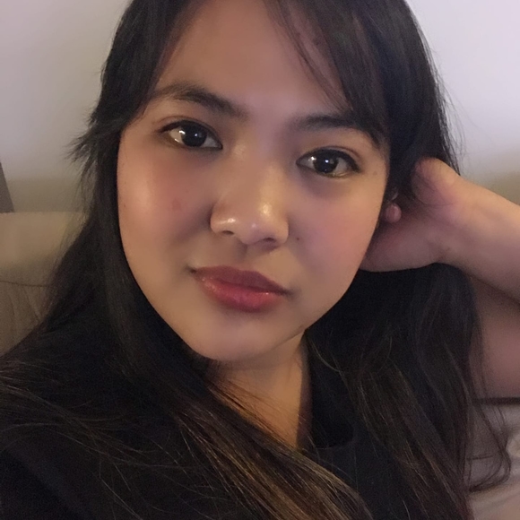 Lea Montilla - Poshmark Profile Picture of Lea Montilla (@montilla_lea) on Poshmark