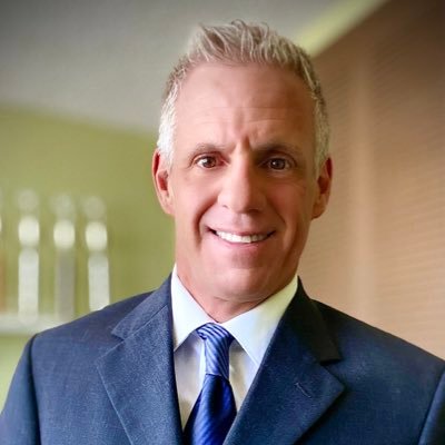 Profile Picture of Isaac Varon Jr. (@ivaronphoto) on Twitter