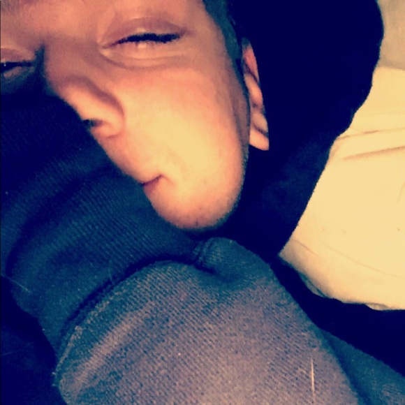 Tyler Pantelin - Poshmark Profile Picture of Tyler Pantelin (@ty_pantelin141) on Poshmark