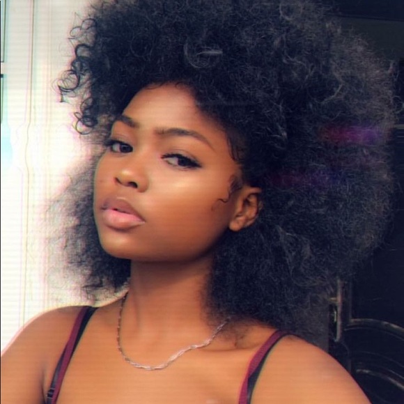 Profile Picture of Jenna Marbles (@ava_rose_) on Poshmark