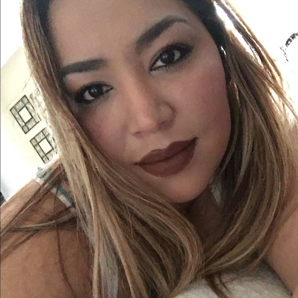 Profile Picture of Jessica Villarreal (@rjbgc25) on Poshmark