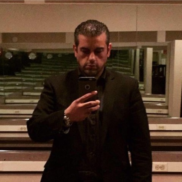 Profile Picture of Mark Knight (@mkiv97) on Poshmark