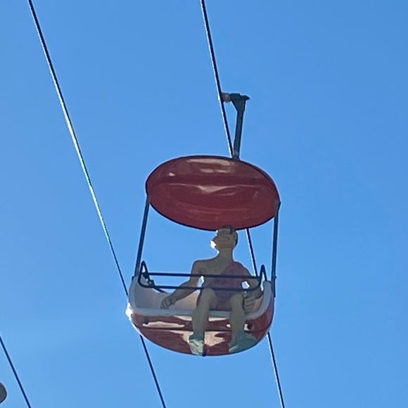 Profile Picture of Tadan Baartz-bowman (@tadanbb) on Poshmark