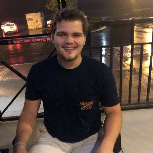 Profile Picture of Sam Siepert (@samsiepert) on Poshmark