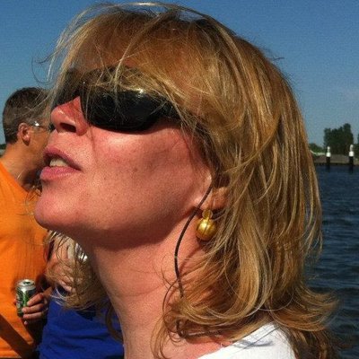 Profile Picture of Jeannette Van T Hart (@Jeanvanthart) on Twitter