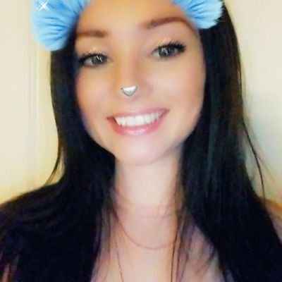 Profile Picture of Crystal Parrell (@CrysLynnParr) on Twitter