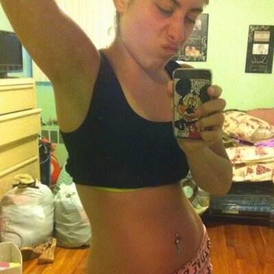 Profile Picture of Alaina Diglio (@BeachBodyFit88) on Twitter