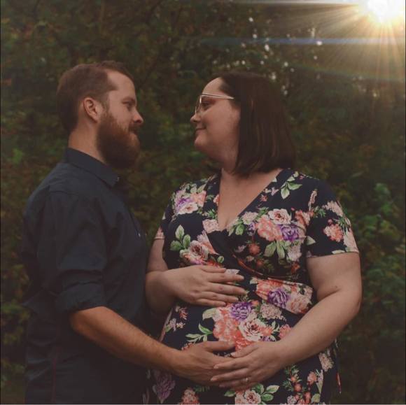 Profile Picture of Amber Gauldin (@ambergauldin) on Poshmark