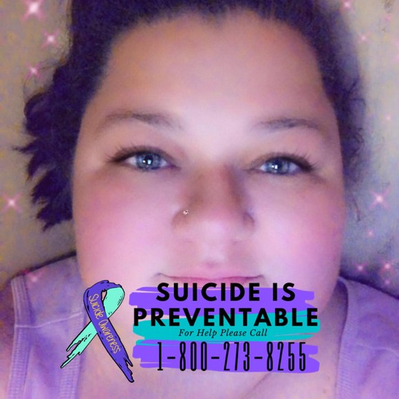 Profile Picture of Amber Struebing (@abing15) on Poshmark