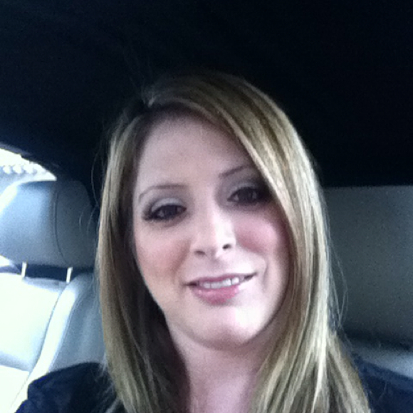 Profile Picture of Brittany Fixler (@gillick) on Poshmark