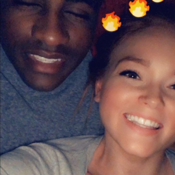 Profile Picture of Anne Wheary (@amw057) on Poshmark