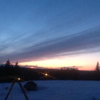 Profile Picture of Crystal Burns (@CrystalDBurns) on Twitter