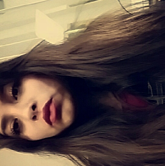 Profile Picture of Johana Cano (@jcaannoo) on Poshmark