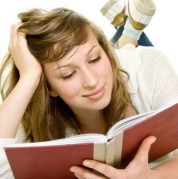 Profile Picture of Chrisanna Doeman (@chrisanna344) on Poshmark