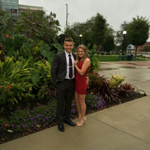 Profile Picture of Kelly Michael (@kelly_michael54) on Poshmark