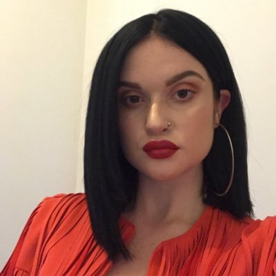 Profile Picture of Molly (@mol_matthews98) on Twitter
