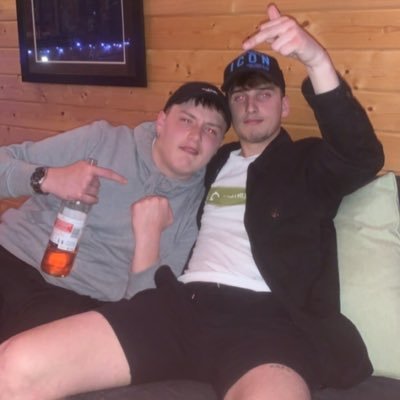 Profile Picture of Andrew McLeod (@andrewmcleod15) on Twitter