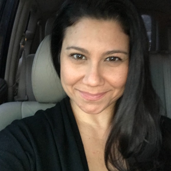 Profile Picture of D a n i e l l e Casazza (@josieb74) on Poshmark