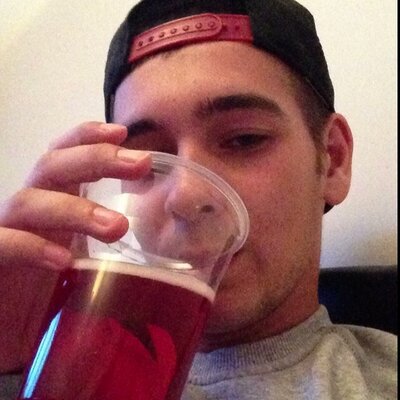 Daniel Bewick - Twitter Profile Picture of Daniel Bewick (@Daniel1Bewick) on Twitter