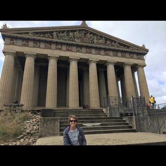 Profile Picture of Rita Battistoni (@ritab5386) on Poshmark