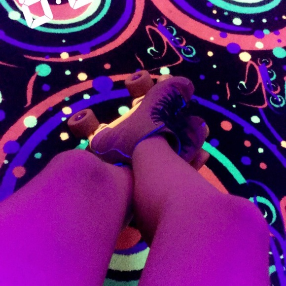 Profile Picture of Kylee Keeley (@kkeeley2007) on Poshmark