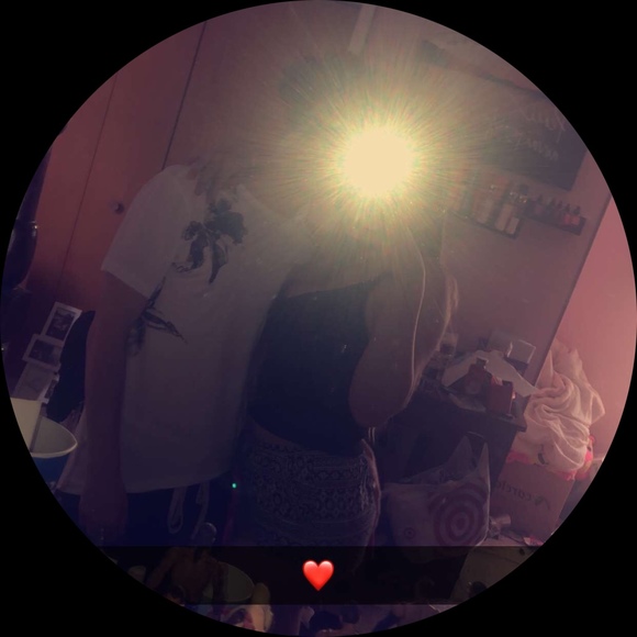 Profile Picture of Kayla Sherbine (@kesherbine522) on Poshmark