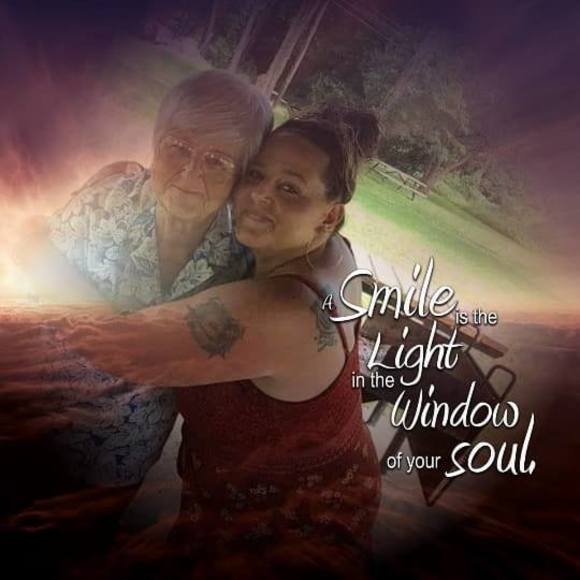 Profile Picture of Amy Cartner (@wesaj44) on Poshmark