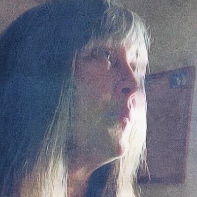 Profile Picture of Sarah Wadleigh (@SummerSunHerbs) on Twitter