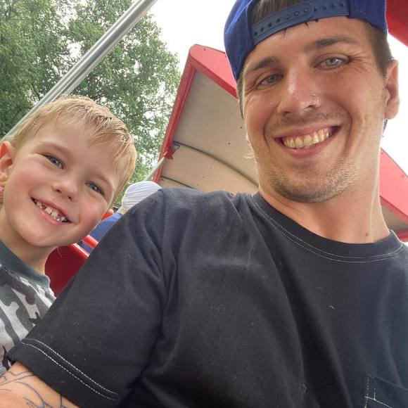 Profile Picture of Kyle Doan (@kyledoan9) on Poshmark