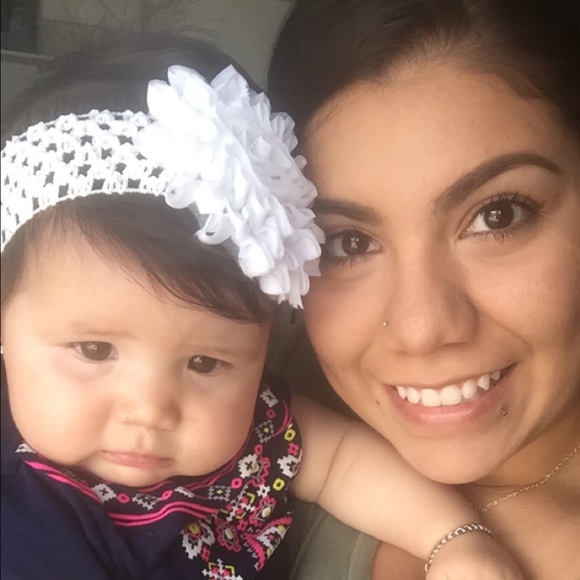 Profile Picture of Victoria Inocencio (@vicky2625) on Poshmark