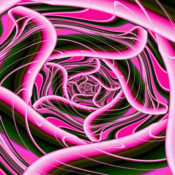 Profile Picture of Shayla Hayes (@shaylaha2) on Poshmark