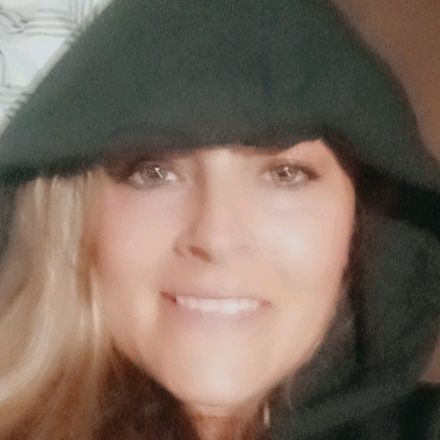 Profile Picture of Kellie hoops (@kelliehoops) on Tiktok