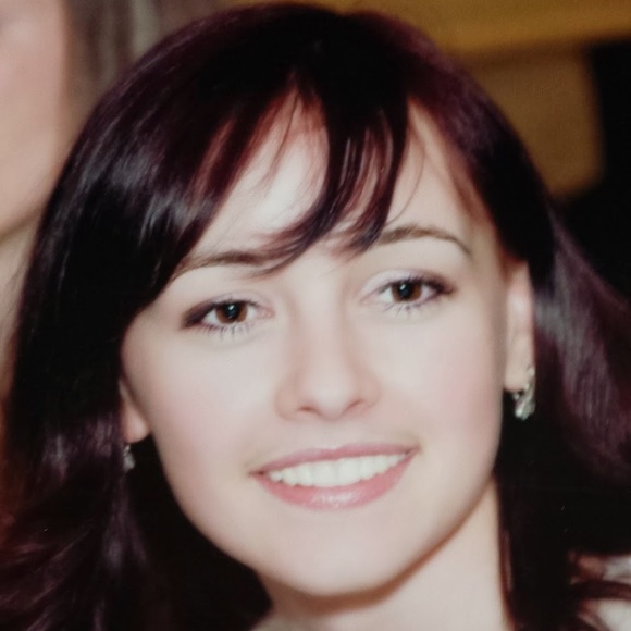 Profile Picture of Svetlana Makarova (@smakarova) on Poshmark