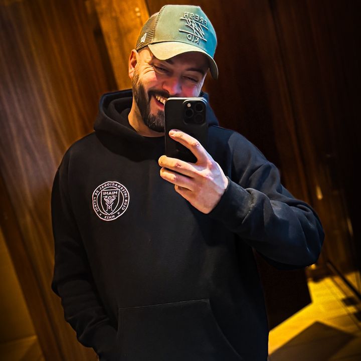 Profile Picture of Paul Warwick (@paulwarwick5) on Tiktok