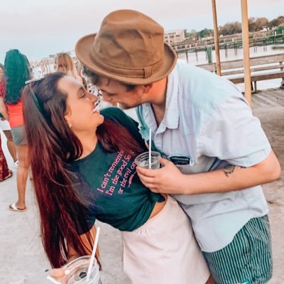 Profile Picture of Jennifer Stout (@jennnystout) on Twitter